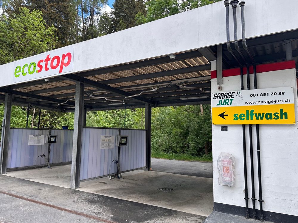 SB-Waschanlage «selfwash» mit zwei Waschplätzen