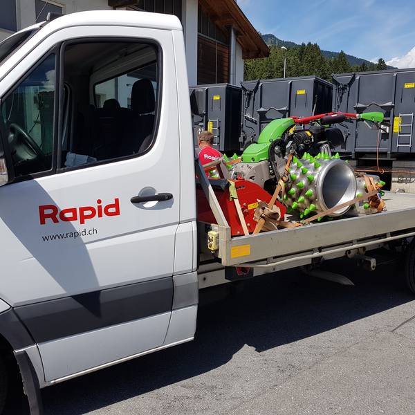 Transporter mit einer Rapid-Maschine